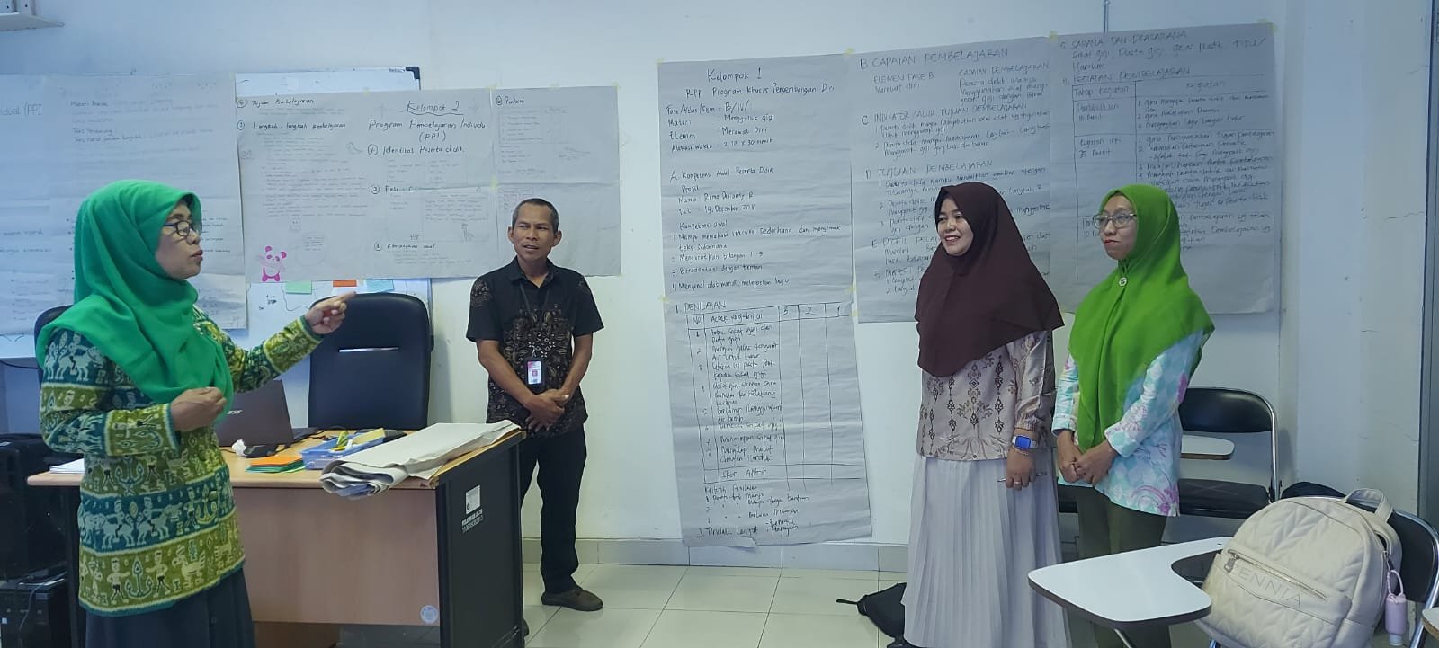 Presentasi Kelompok