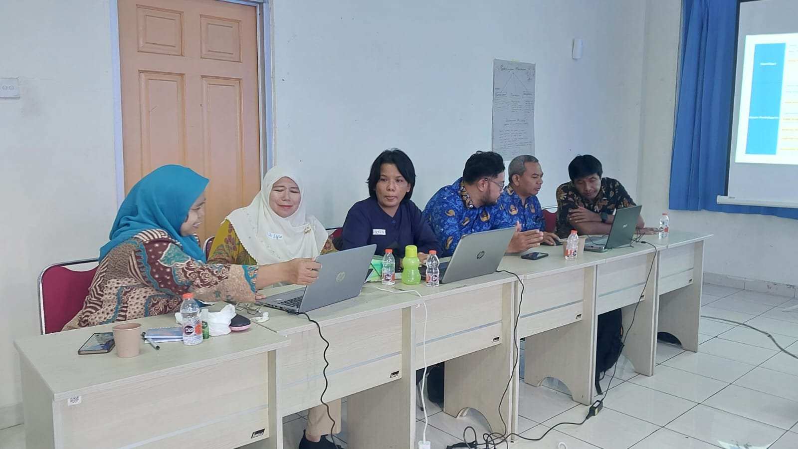 Peserta Pelatihan Antara Serius dan Kepo